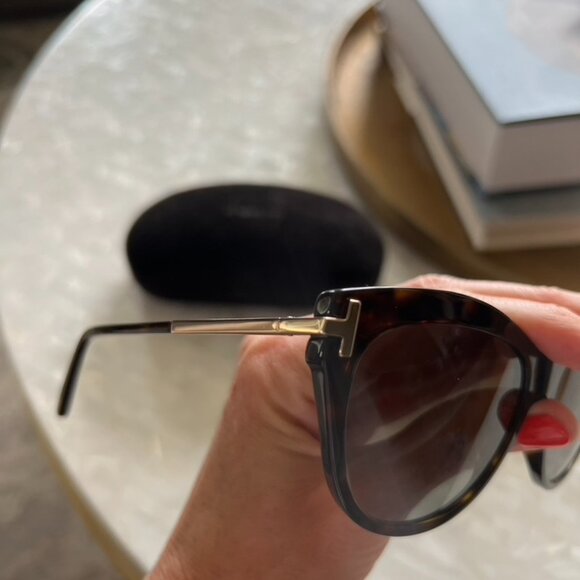 Tom Ford 56mm Polorized Cat Eye Sunglasses - Picture 5 of 8